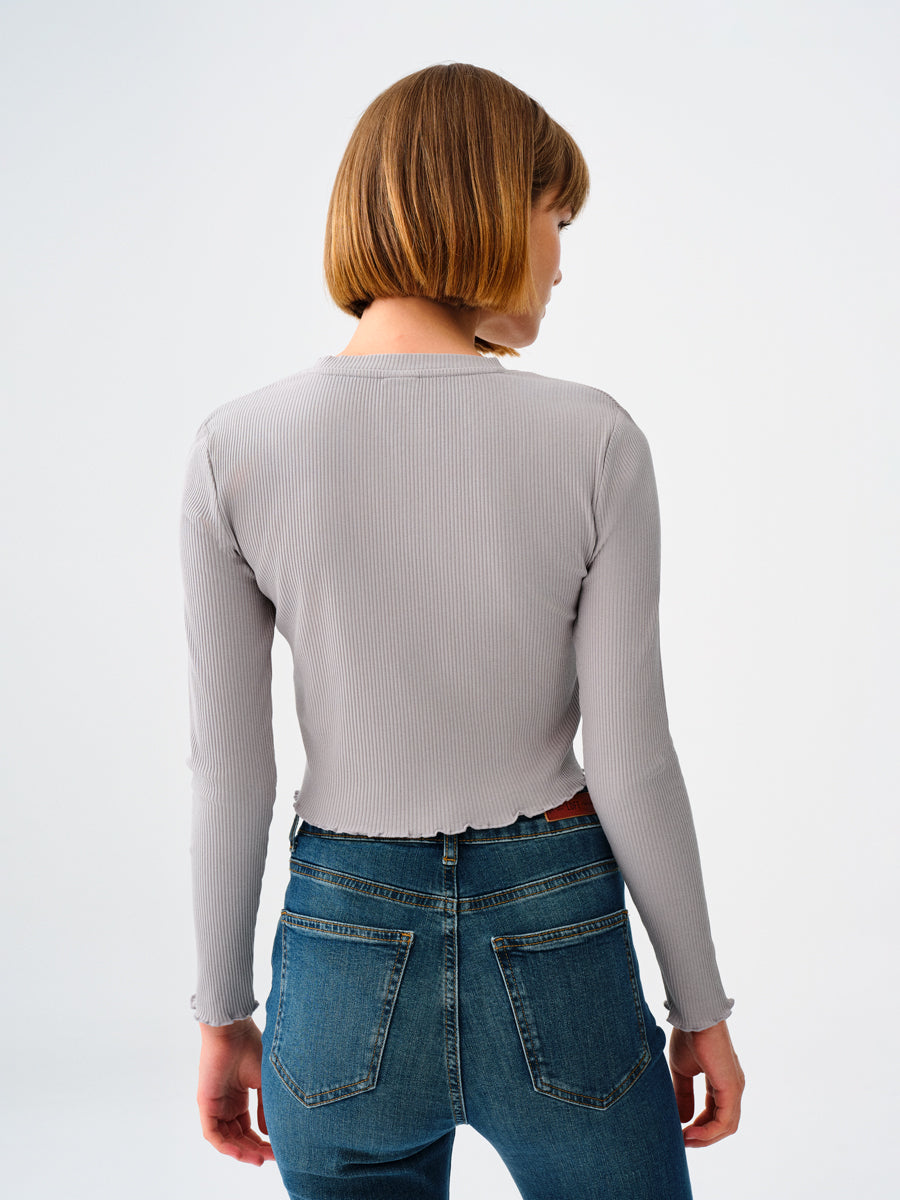 White Woman Long Sleeve Blouse