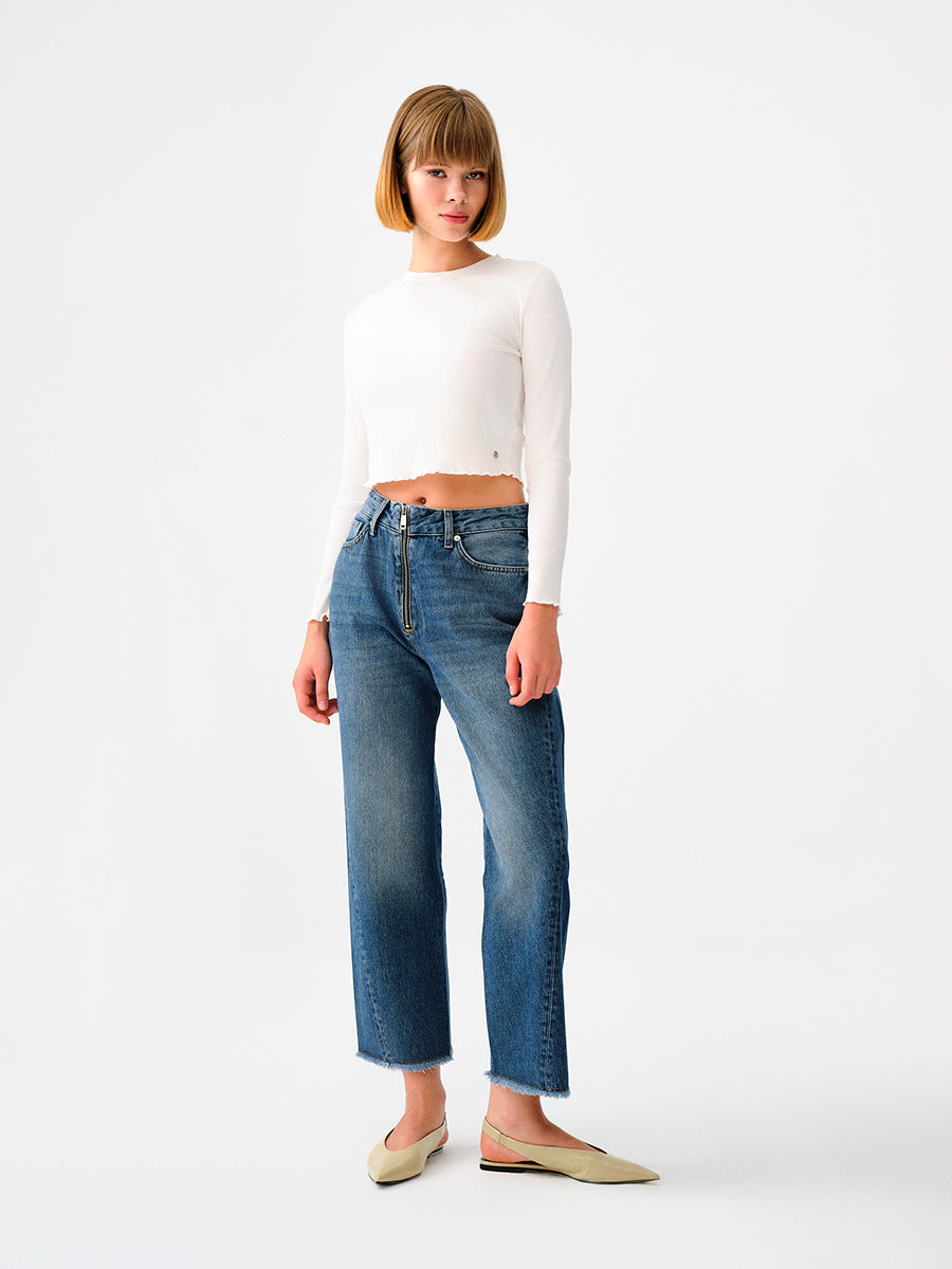 White Woman Long Sleeve Blouse